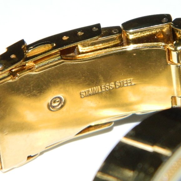 Techno.com by KC Rare Unique 2015 Men's Watch with Diamond Bat Skull Head - Picture 13 of 15